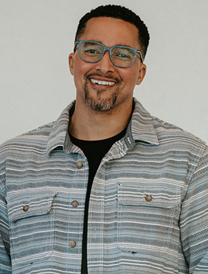 Markus Witherspoon pastor at Tierrasanta Newbreak church.