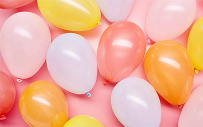 pink and yellow balloons