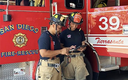 Tierrasanta fire truck with 2 firemen