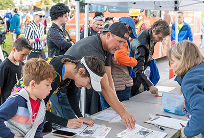 people at a Tierrasanta event